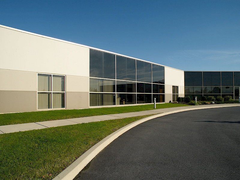 Baglyos Corporate Center