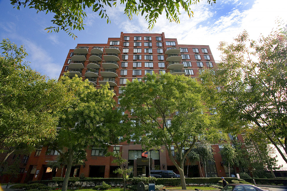 Seabreeze Plaza Condominiums The Somerset Group